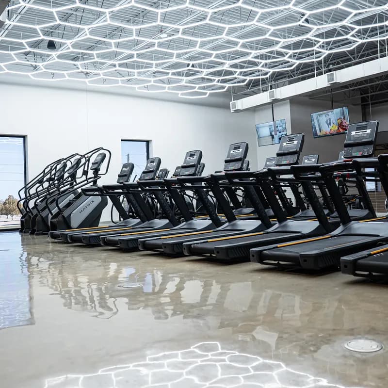 Cardio section at Arco Fit