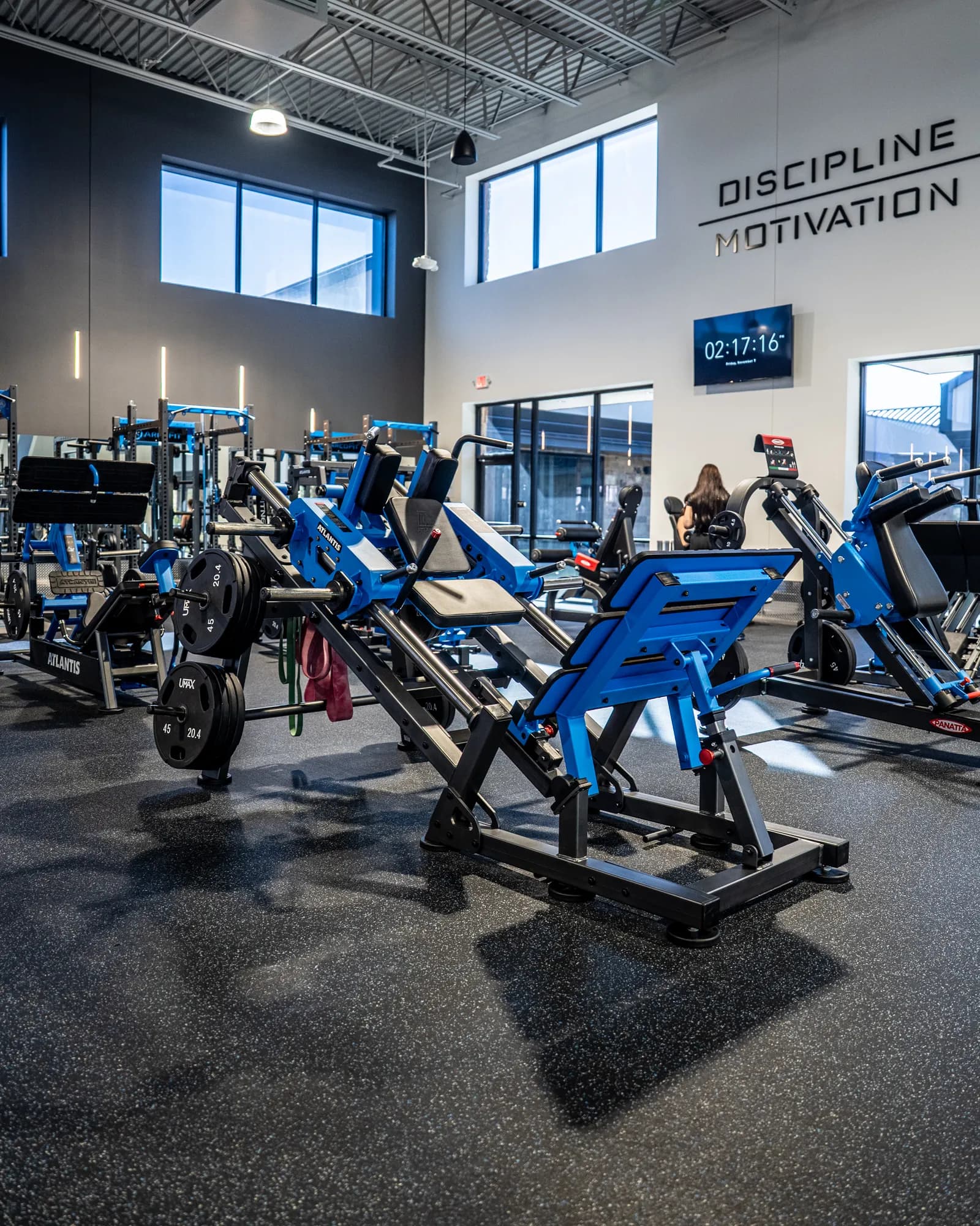 Strength floor with plate-loaded machines